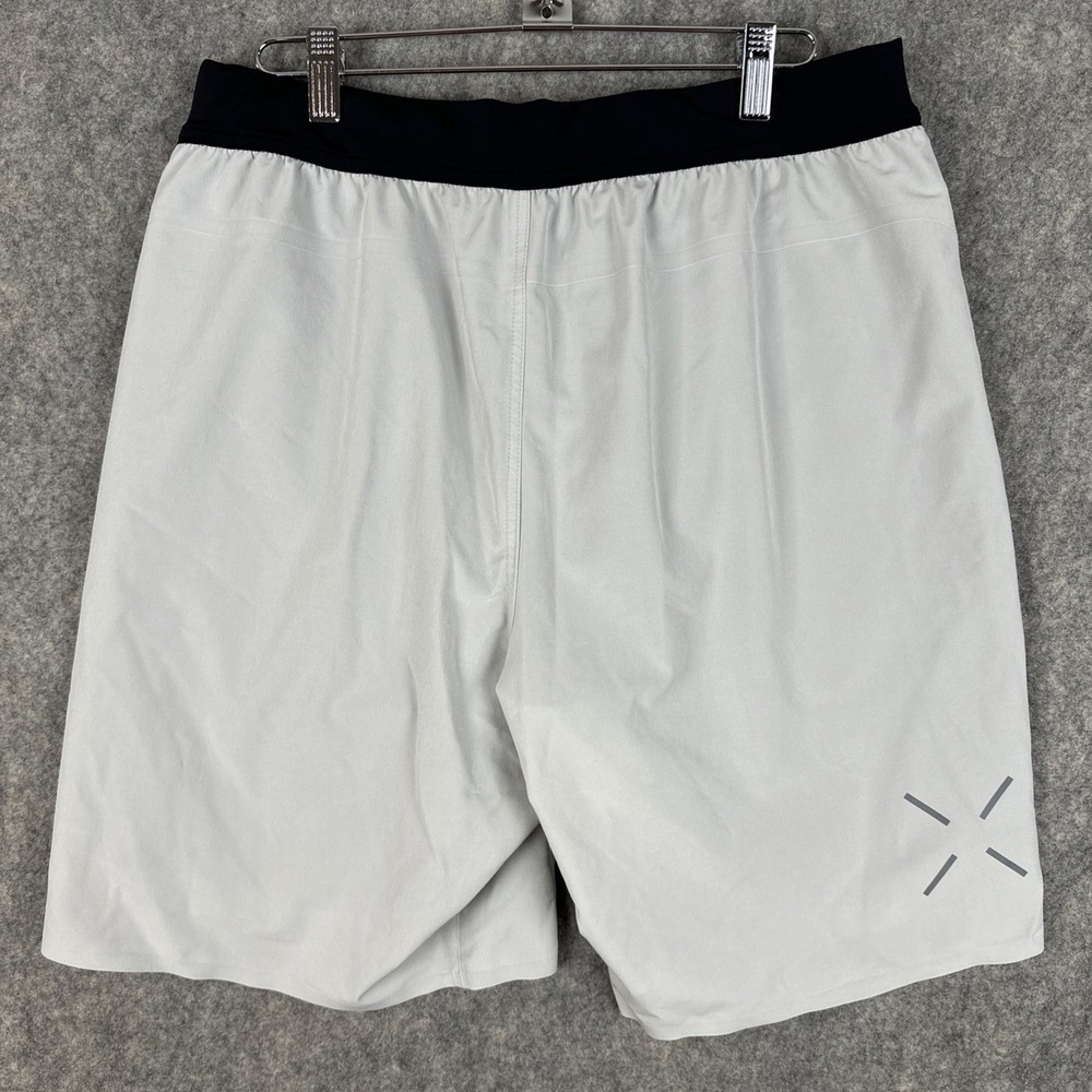 Ten Thousand Shorts Mens Size Large Light Gray The Interval Short 8" Brief Lined